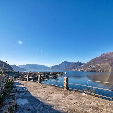 Holiday home Casa Angela Dervio